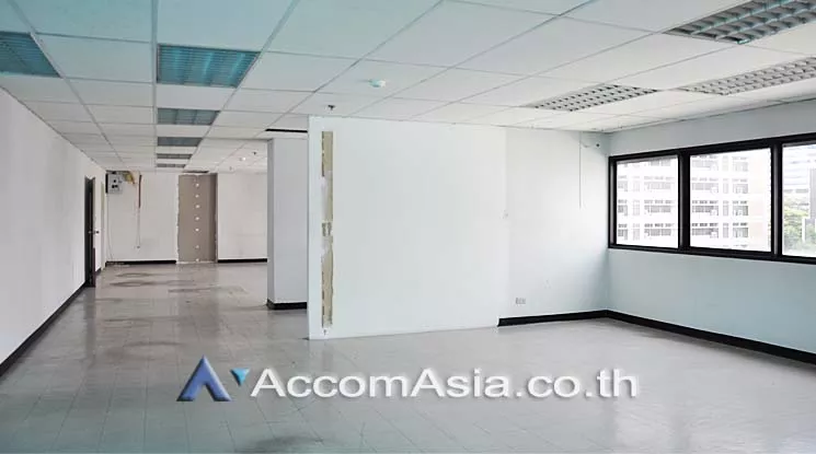  1  Office Space For Rent in Silom ,Bangkok BTS Surasak - BTS Saint Louis at S&B TOWER AA10477